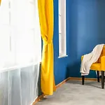 Dawna Apteka Old Pharmacy Фермерский дом