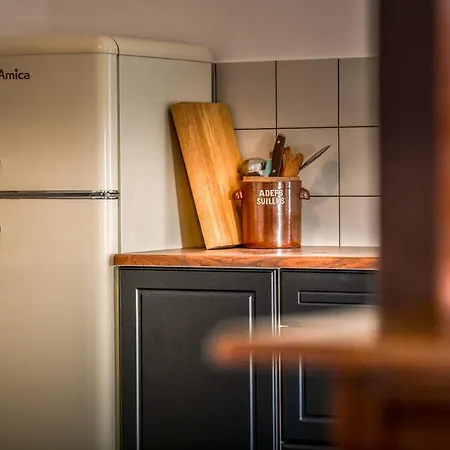 Dawna Apteka Old Pharmacy *