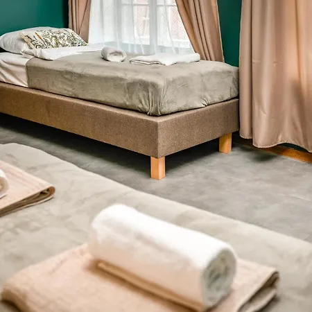 Bauernhof Dawna Apteka Old Pharmacy *