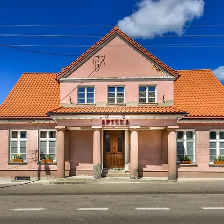 Фермерский дом Dawna Apteka Old Pharmacy Выдмины