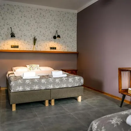 Dawna Apteka Old Pharmacy *